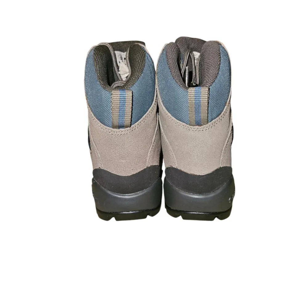 Kamik Hiking Boots Women's Size 6.5 Waterproof Antibacterial NEW